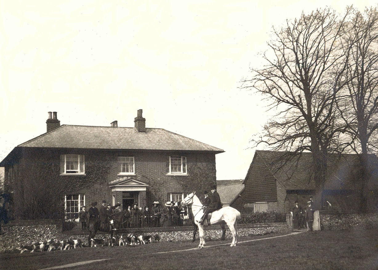 Hertfordshire Genealogy Book 0147 Hare & Hounds Edwards
